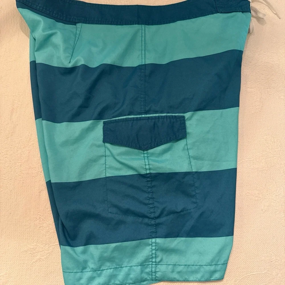 Old Navy Blue and Teal Men Swim Board Shorts‎